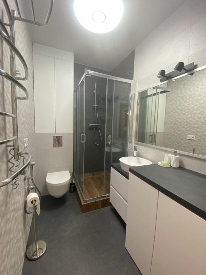 Nyvky Like Home - Fayna Town - Apt 398 Kiev Esterno foto
