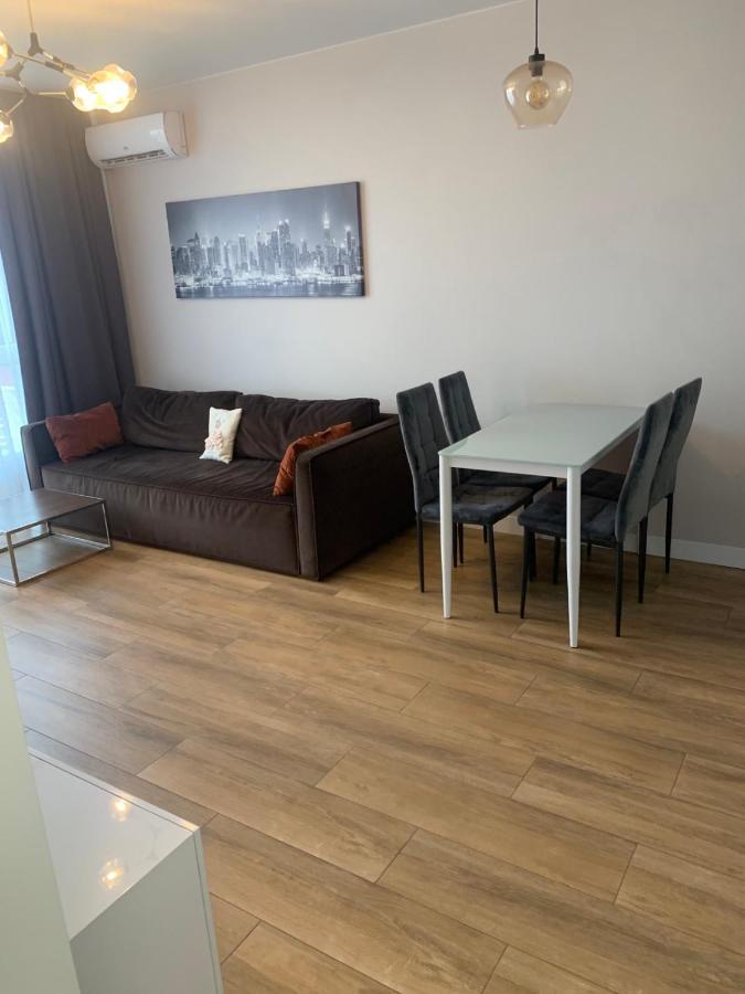 Nyvky Like Home - Fayna Town - Apt 398 Kiev Esterno foto